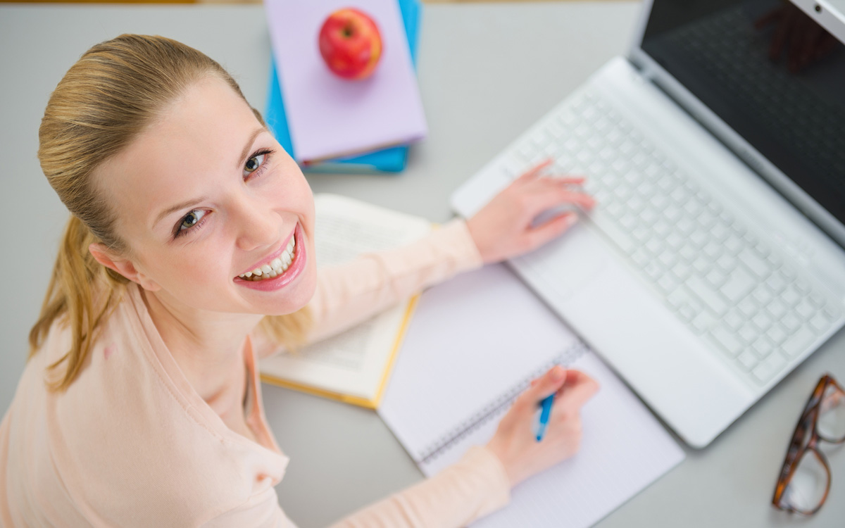 Nếu bạn đang ch&aacute;n nản v&igrave; việc học tập h&atilde;y d&ugrave;ng c&aacute;c mẹo sau để lấy lại năng lượng